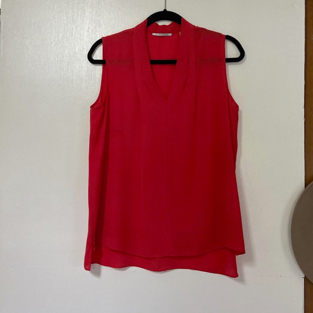 Red T Tahari Sleeveless Blouse size Medium